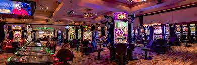 burma77 Slots Live Casino Sportsbook Esports ငါးပစ်ဂိမ်း ဂိမ်းအမျိုးအစားများ မြန်မာ ကစားသမားများ ကစားနေသောပုံ